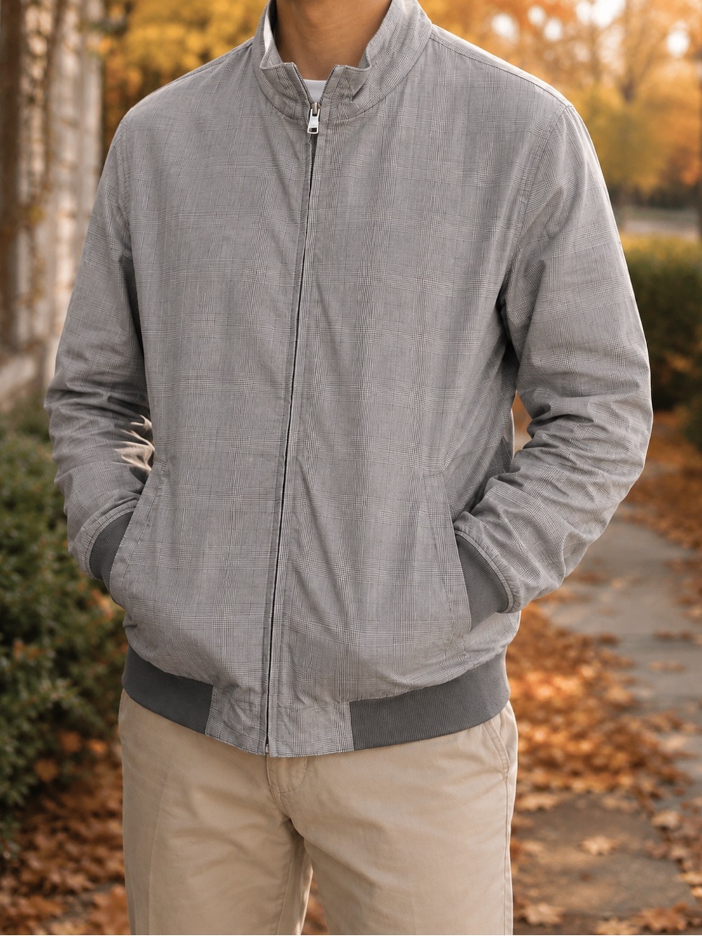 Banana Republic Men’s Grey Plaid Bomber Jacket – Size M
